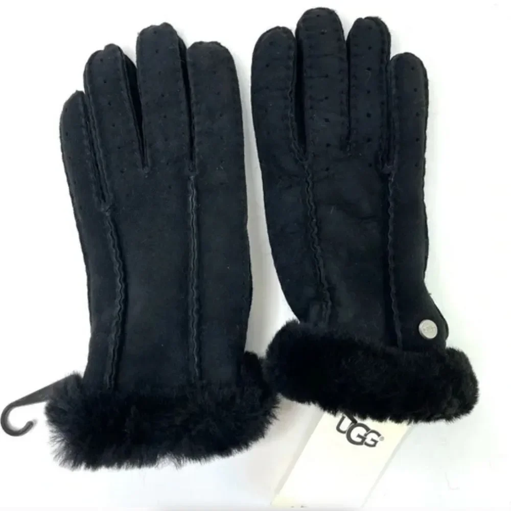 UGG Classic Perforated Genuine Dyed Shearling Gloves Black NEW with tag sz large